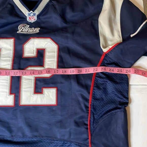 NFL patriots Tom Brady jersey size 48 - Picture 3 of 6